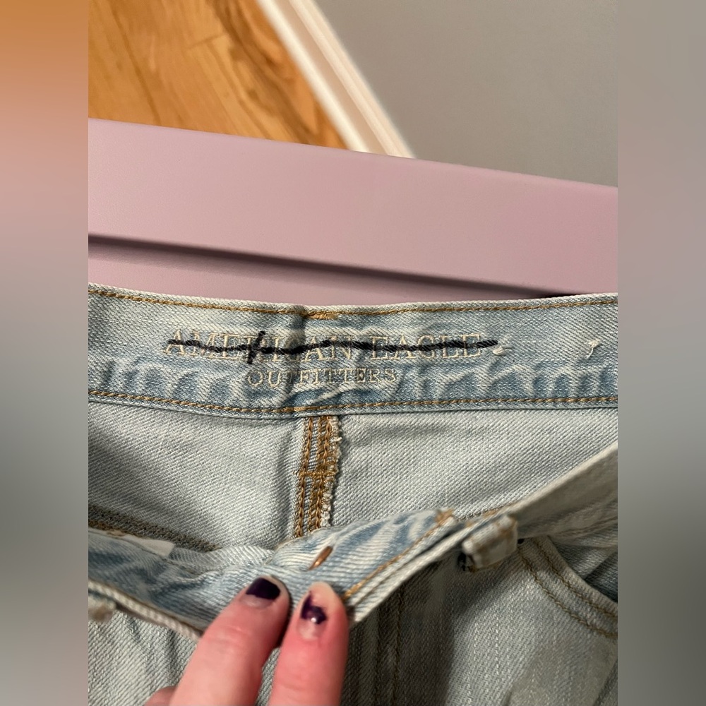 American Eagle Mom Shorts - Picture 3 of 6